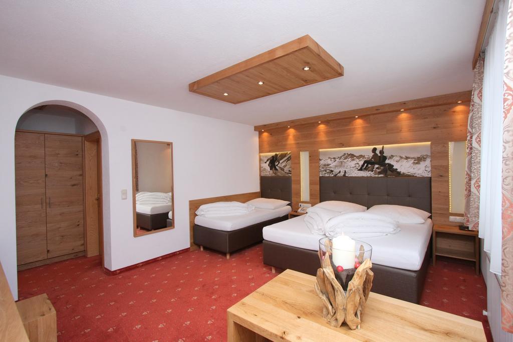 Hotel Garni Corinna Ισγκλ Δωμάτιο φωτογραφία